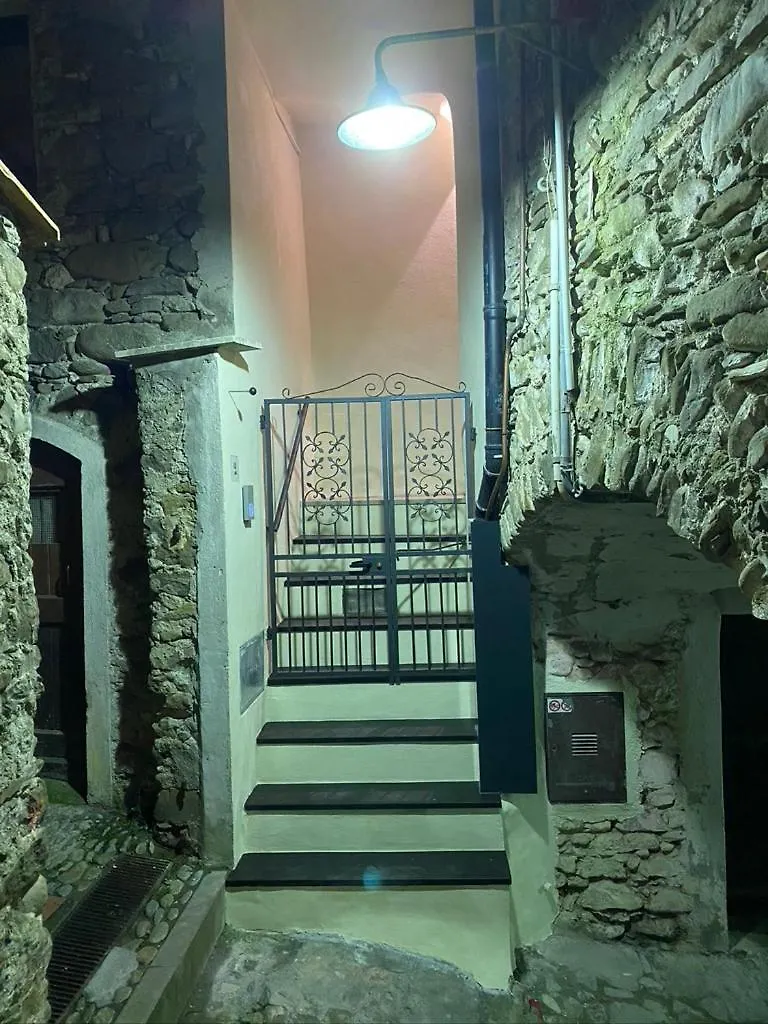 Vicolo Rosso 2 Βίλα Dolceacqua 0*,  Ιταλία